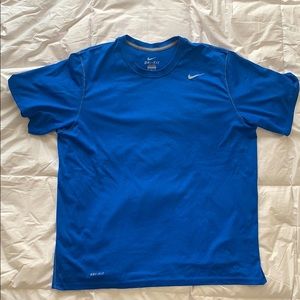 Nike Dri-fit Men’s XL Shirt